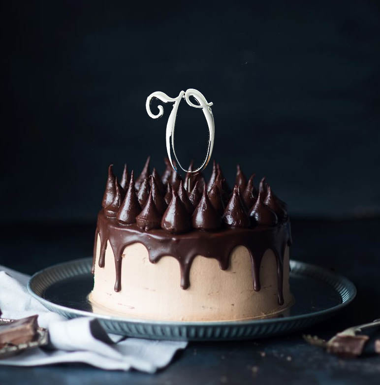 SILVER Cake Topper (7cm) - LETTER V